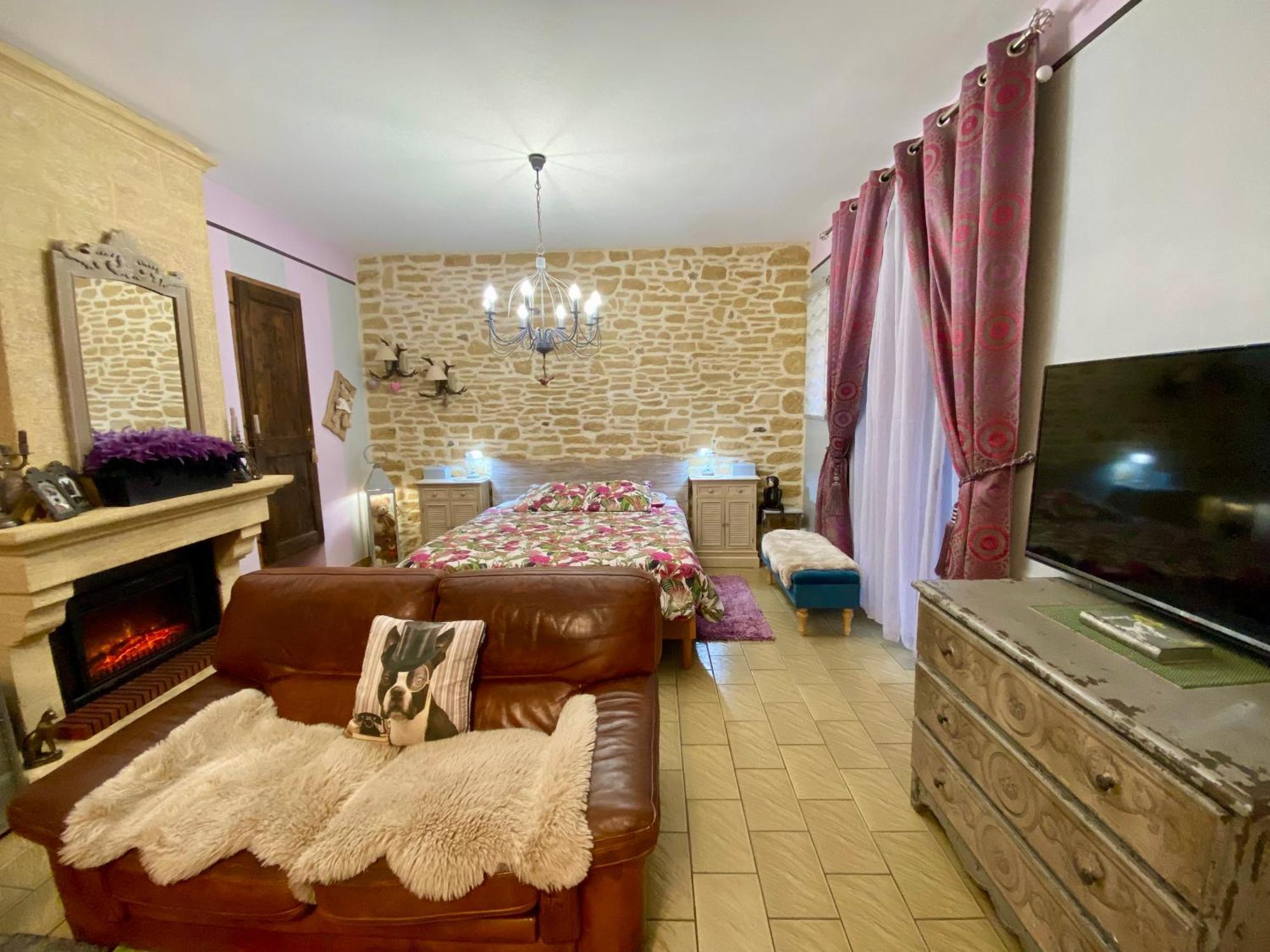 O Clair De Lune Au Coeur De Sarlat - Chambres Climatisees - Parking Prive - Piscine Chauffee - Spa Et Massages Exteriör bild