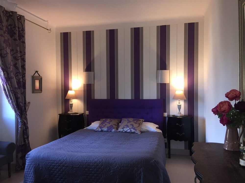 O Clair De Lune Au Coeur De Sarlat - Chambres Climatisees - Parking Prive - Piscine Chauffee - Spa Et Massages Exteriör bild