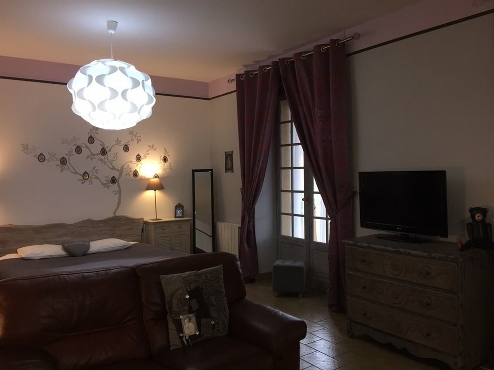 O Clair De Lune Au Coeur De Sarlat - Chambres Climatisees - Parking Prive - Piscine Chauffee - Spa Et Massages Exteriör bild