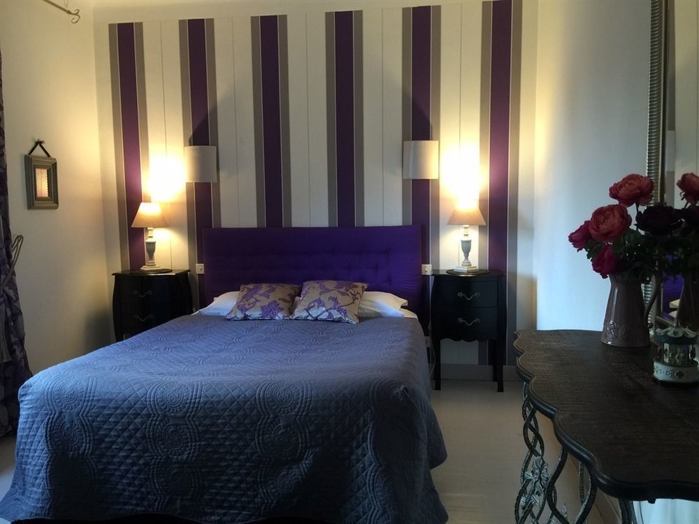 O Clair De Lune Au Coeur De Sarlat - Chambres Climatisees - Parking Prive - Piscine Chauffee - Spa Et Massages Exteriör bild
