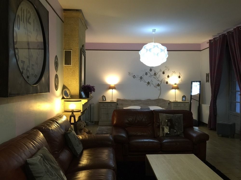 O Clair De Lune Au Coeur De Sarlat - Chambres Climatisees - Parking Prive - Piscine Chauffee - Spa Et Massages Exteriör bild
