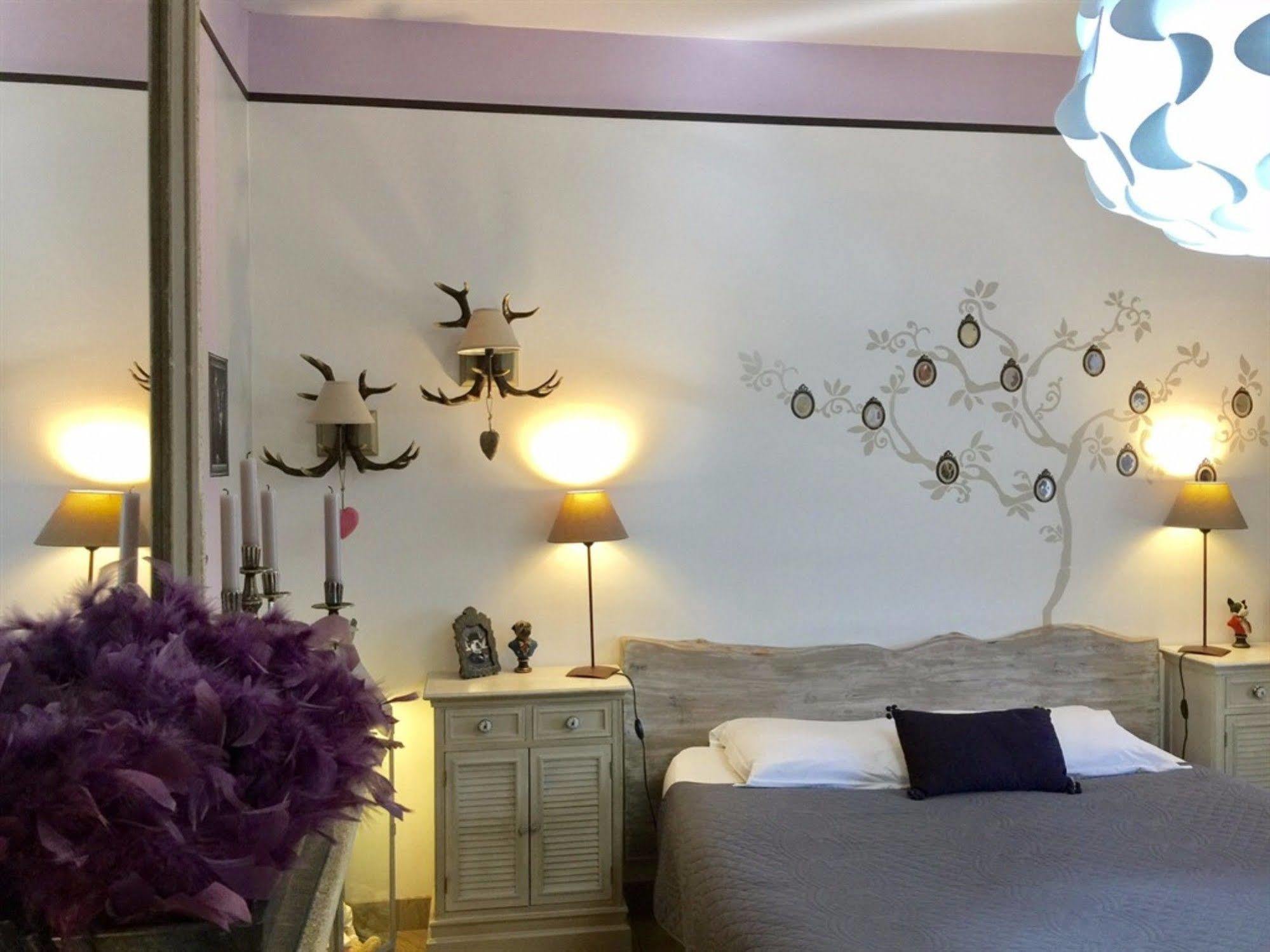 O Clair De Lune Au Coeur De Sarlat - Chambres Climatisees - Parking Prive - Piscine Chauffee - Spa Et Massages Exteriör bild