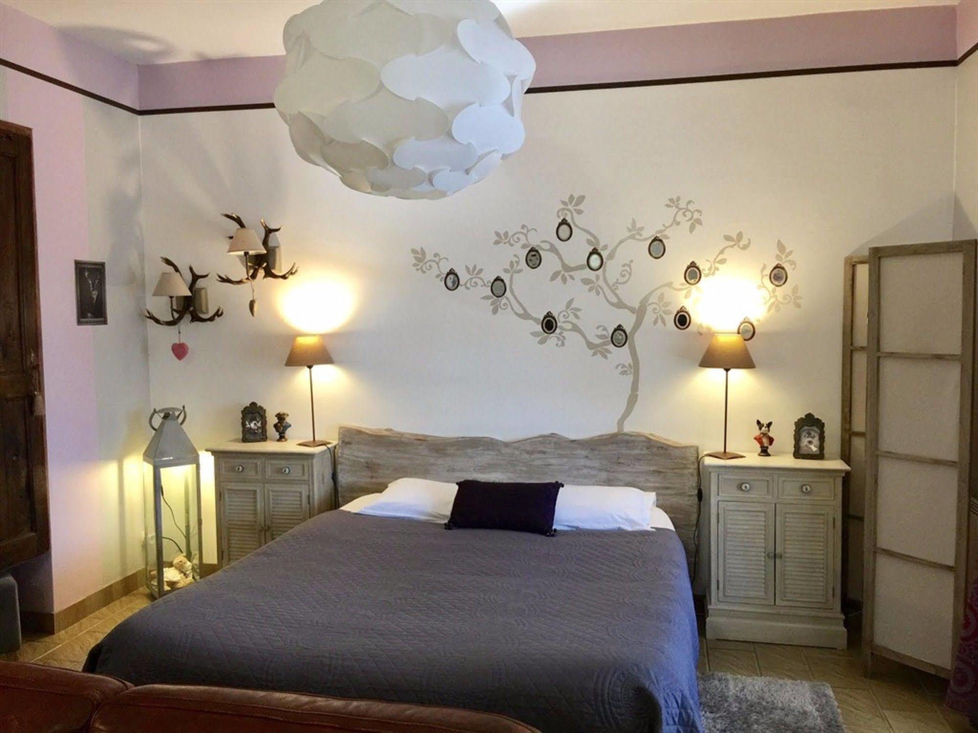 O Clair De Lune Au Coeur De Sarlat - Chambres Climatisees - Parking Prive - Piscine Chauffee - Spa Et Massages Exteriör bild